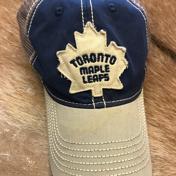 maple leafs baseball cap